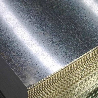 La lamiera di acciaio di ASTM A526 ricoperta di ferro galvanizzato piano dello zinco riveste 6000mm DX51D laminati a caldo