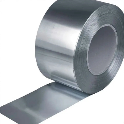 La larghezza 600-1500mm ha galvanizzato la striscia di metallo galvanizzata diritta d'acciaio della striscia DX51D Q235