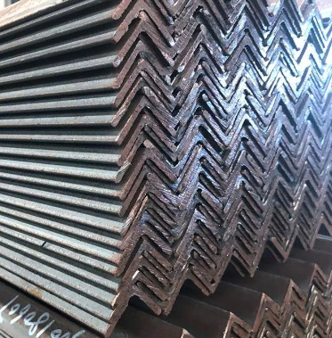 L'angolo d'acciaio di angolo galvanizzato 9m A36 Q195 Q420 Galv di ASTM gradua la costruzione di edifici secondo la misura