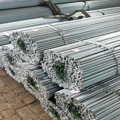 il gi di 12m ha galvanizzato Antivari d'acciaio il GB 20mncr5 laminato a caldo ha galvanizzato il tondino d'acciaio