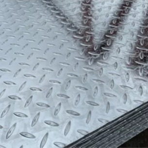 Strato galvanizzato laminato a caldo Z181 JIS G3313 del piatto del controllore del piatto di Pan Steel Galvanised Steel Checker