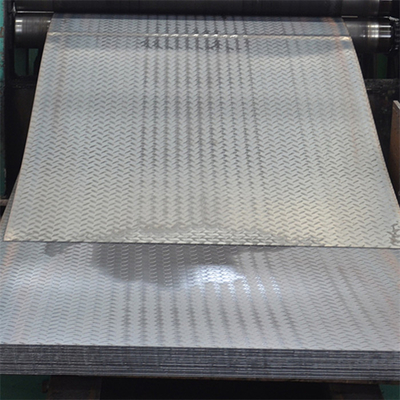 L'anti acciaio al carbonio del diamante S235jr A36 di slittamento ha striato gli strati 1000 - 2000mm