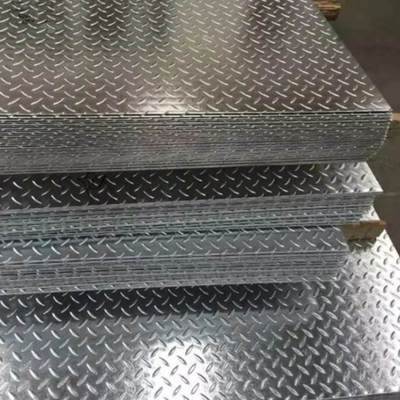 L'anti acciaio al carbonio del diamante S235jr A36 di slittamento ha striato gli strati 1000 - 2000mm