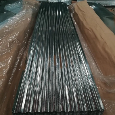 Il colore del tetto dello zinco ha ricoperto la lamiera di ferro il gi d'acciaio galvanizzato che del metallo ha ondulato 2000mm