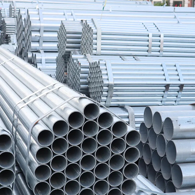 Q345B Tubo di acciaio galvanizzato 1/2 pollice 3/8 pollice superficie rivestita di zinco 300 g per oleodotti