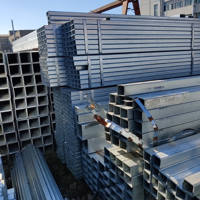 Q215b Q235b tubo di acciaio galvanizzato quadrato rettangolo 2,5 pollici 3 pollici