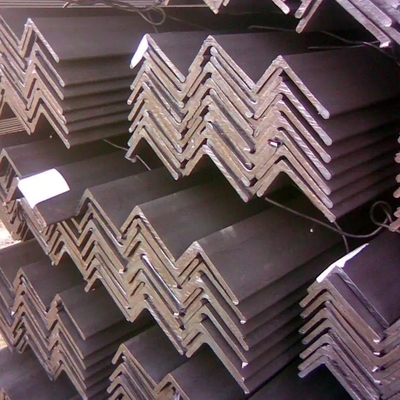 Bar angolare in acciaio inossidabile di grado ASTM 201 304 316L laminato a caldo 3m 5m 6m per l'industria