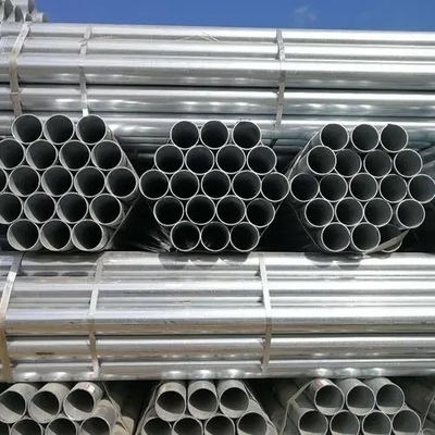 ST082 ERW tubo di acciaio galvanizzato 2 pollici 3 pollici perforare 8m lunghezza o su misura