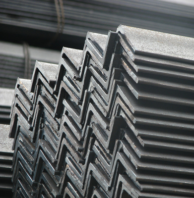 Acciaio galvanizzato ad angolo uguale/ineguale Q195 Q235 ASTM 30*30*3mm 40*40*3mm per la costruzione